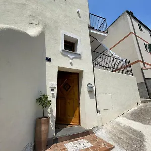 A Burga Du Muntin Affittacamere Spotorno